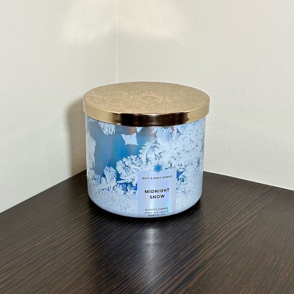 Midnight snow 3-Wick
